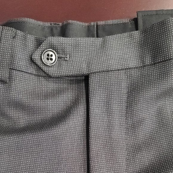 ARMANI COLLEZIONI Wool Single-Breasted Suit - Picture 14 of 16